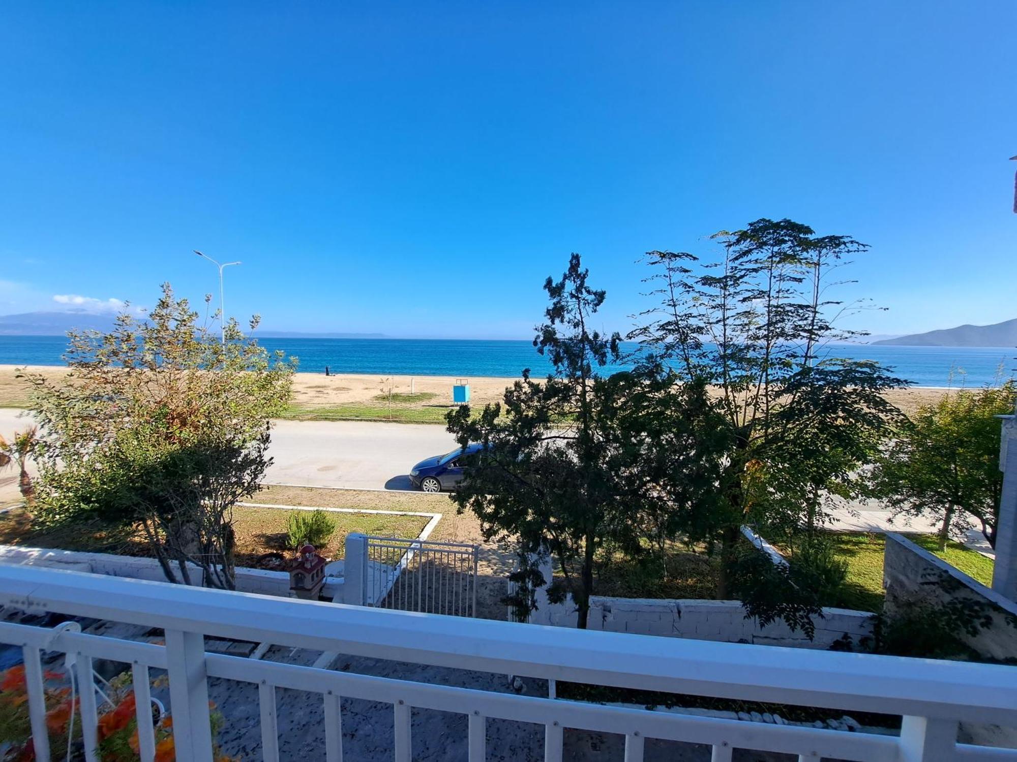 Blue Horizon Apartment Βρασνά Εξωτερικό φωτογραφία